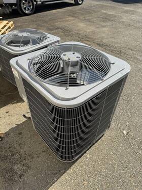 24abb360a340 Carrier 2 Used 4 Year Old Ac Condensers