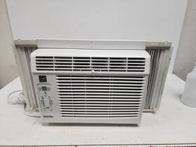 P03057589 Danby Dac6011e Air Conditioner As-is Bent Condenser Fins