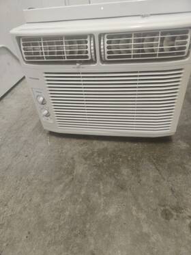 Fra122ct1 Frigidaire .. Btu. 12.000 Eer. 115 Volts