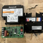 Honeywell R7184U Interrupted Ignition Oil Primary Control. Fixed Price $250.00.