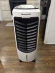 Honeywell TC10PEU Evaporative Air Cooler And Humidifier. Fixed Price $100.00.