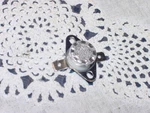 Cqc KSD301 Temperature Control Switch Thermostat 200C, 250V 10A, New!. Fixed Price $5.95.