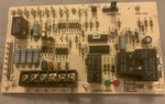 Honeywell Control Board 100269-02 1084-851 1084-83-8511A (6396) F1 Cp. Fixed Price $35.00.